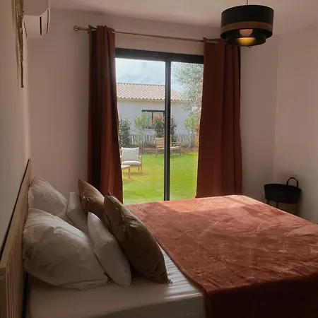Βίλα Maison 6 Personnes Avec Piscine Et Grand Jardin