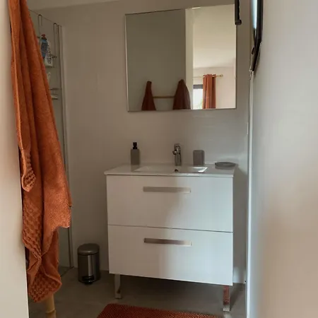 Βίλα Maison 6 Personnes Avec Piscine Et Grand Jardin *