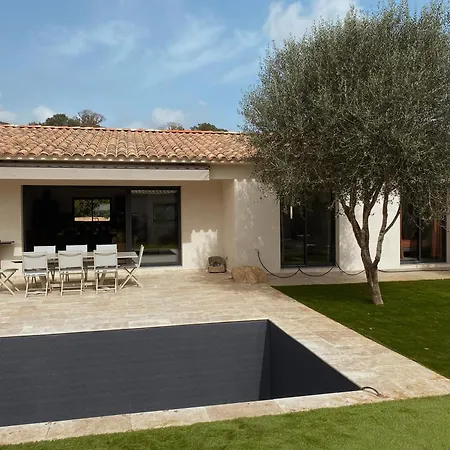 Βίλα Maison 6 Personnes Avec Piscine Et Grand Jardin *