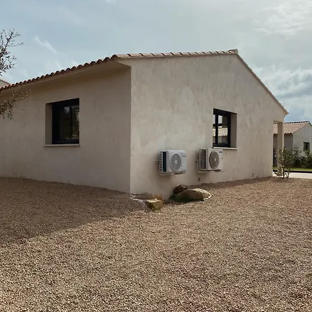 Βίλα Maison 6 Personnes Avec Piscine Et Grand Jardin *