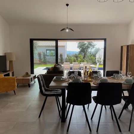 Βίλα Maison 6 Personnes Avec Piscine Et Grand Jardin *