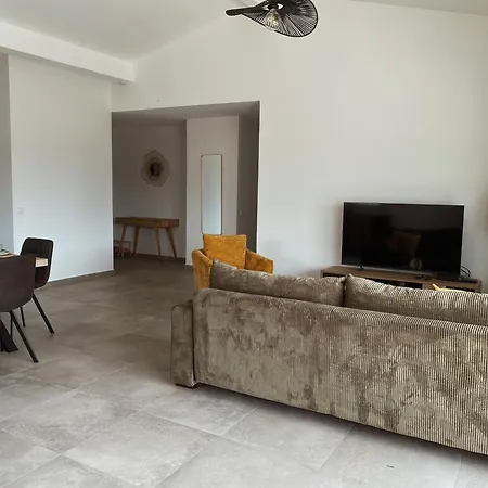 Maison 6 Personnes Avec Piscine Et Grand Jardin Βίλα *