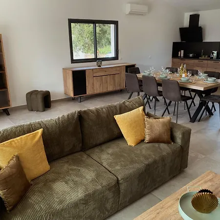 Βίλα Maison 6 Personnes Avec Piscine Et Grand Jardin *